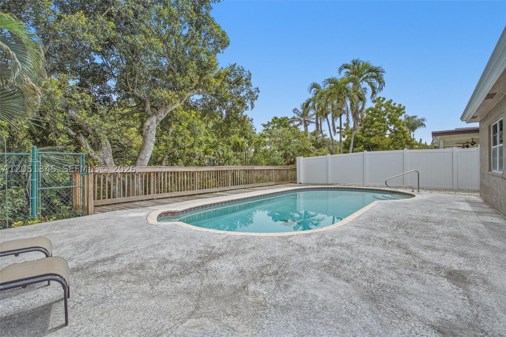 BURNHAM WOODS - Residential