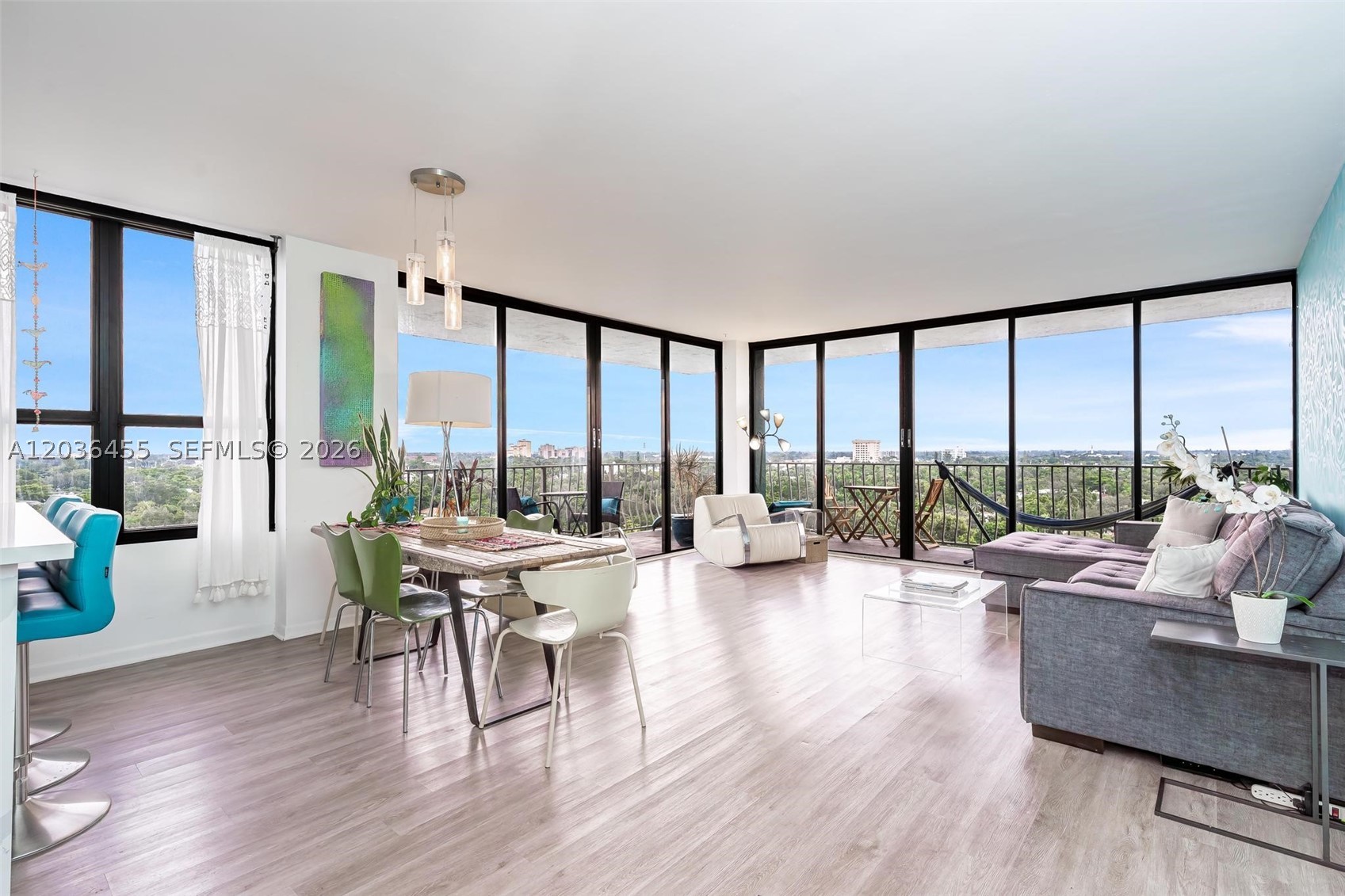 THE PALM BAY YACHT CLUB C - Residential Lease