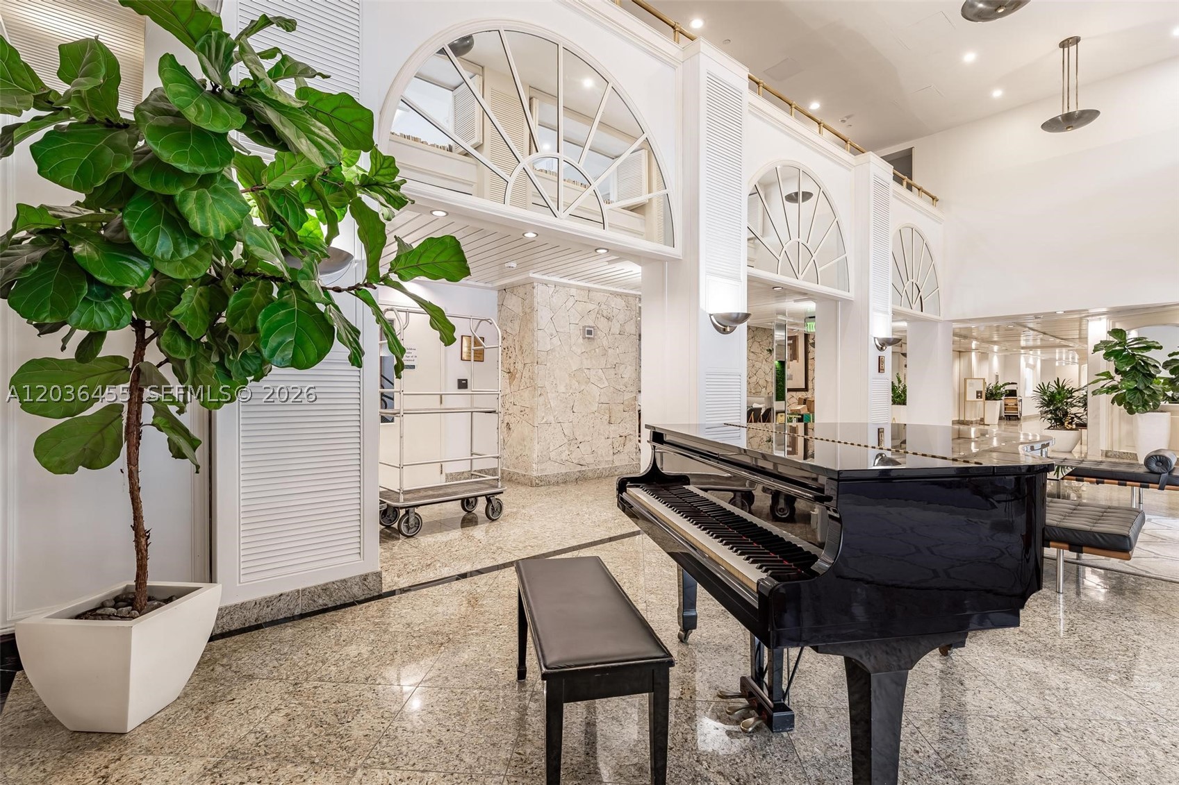 THE PALM BAY YACHT CLUB C - Residential Lease