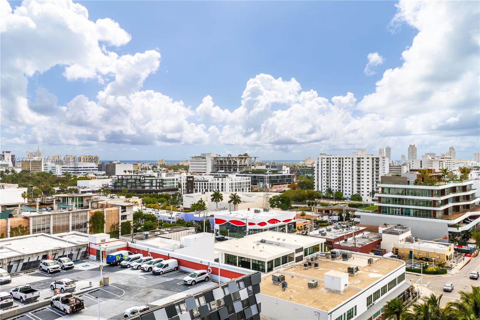 SUNSET HARBOUR SOUTH COND - Residential