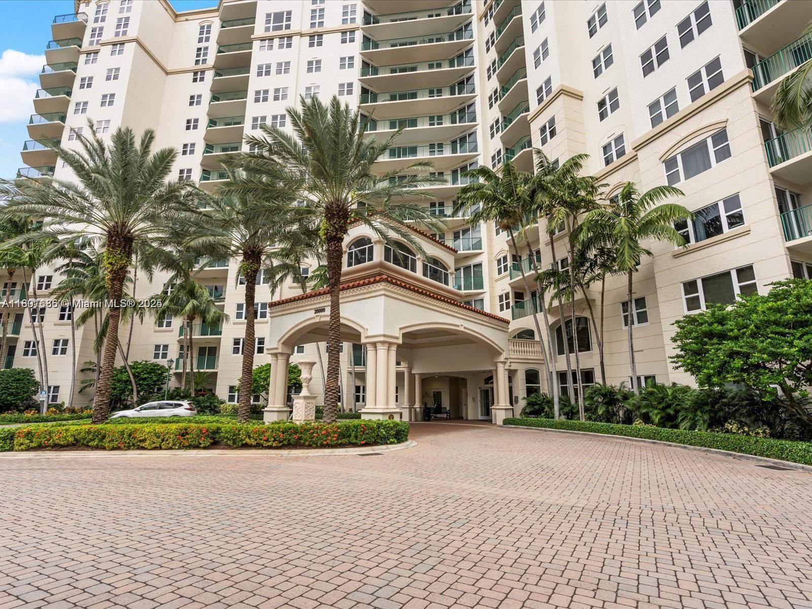 TURNBERRY VLG NO TOWER CO - Residential Lease