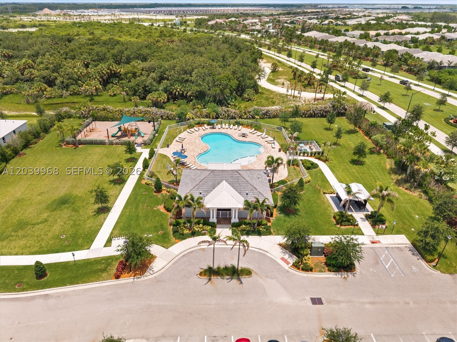 HERON PRESERVE AT TRADITI - Residential