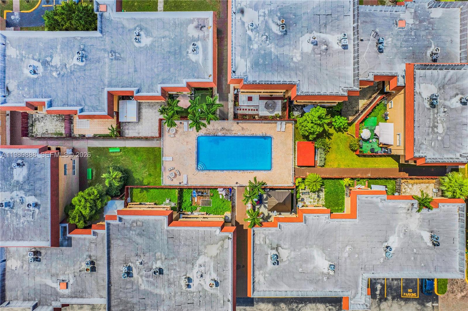 PUERTA DEL SOL CONDO - Residential