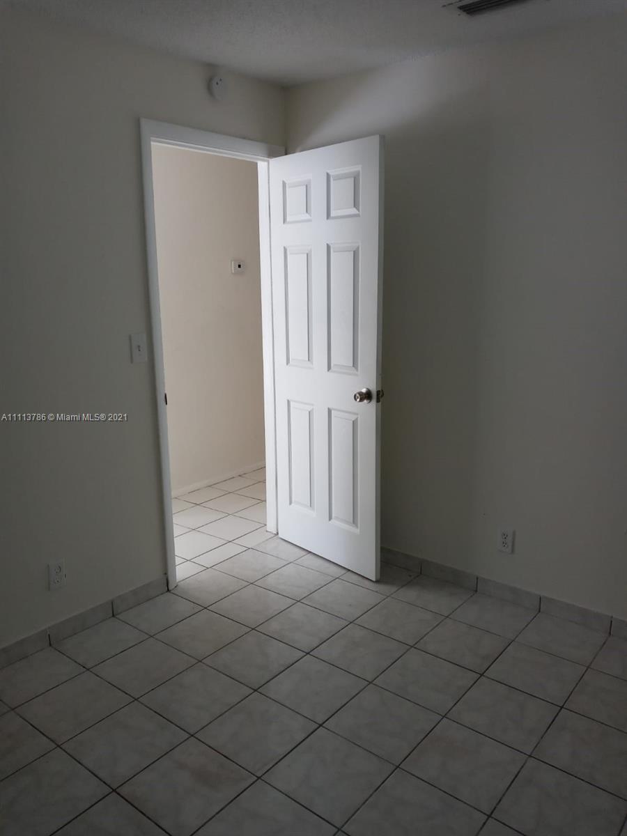 LAUDERDALE NORTH PARK SEC - Residential Lease