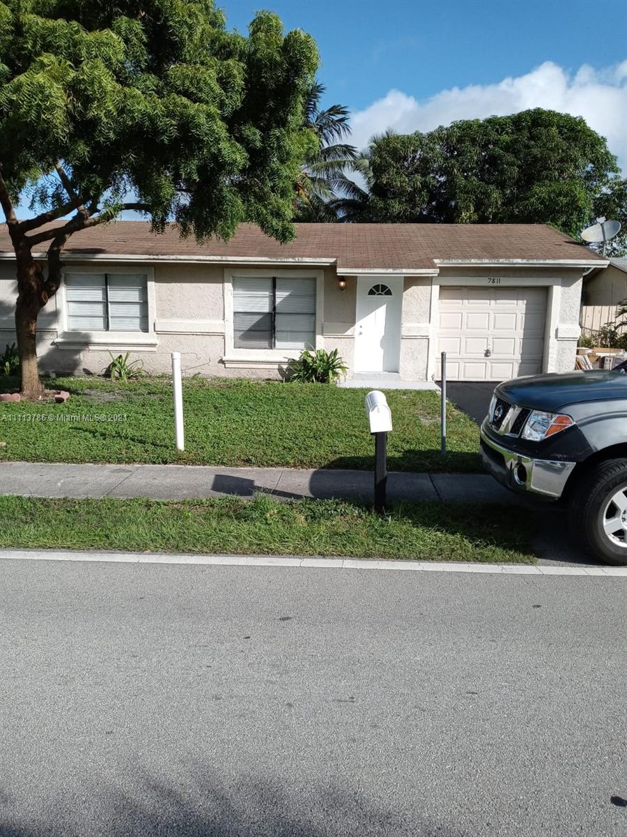 LAUDERDALE NORTH PARK SEC - Residential Lease