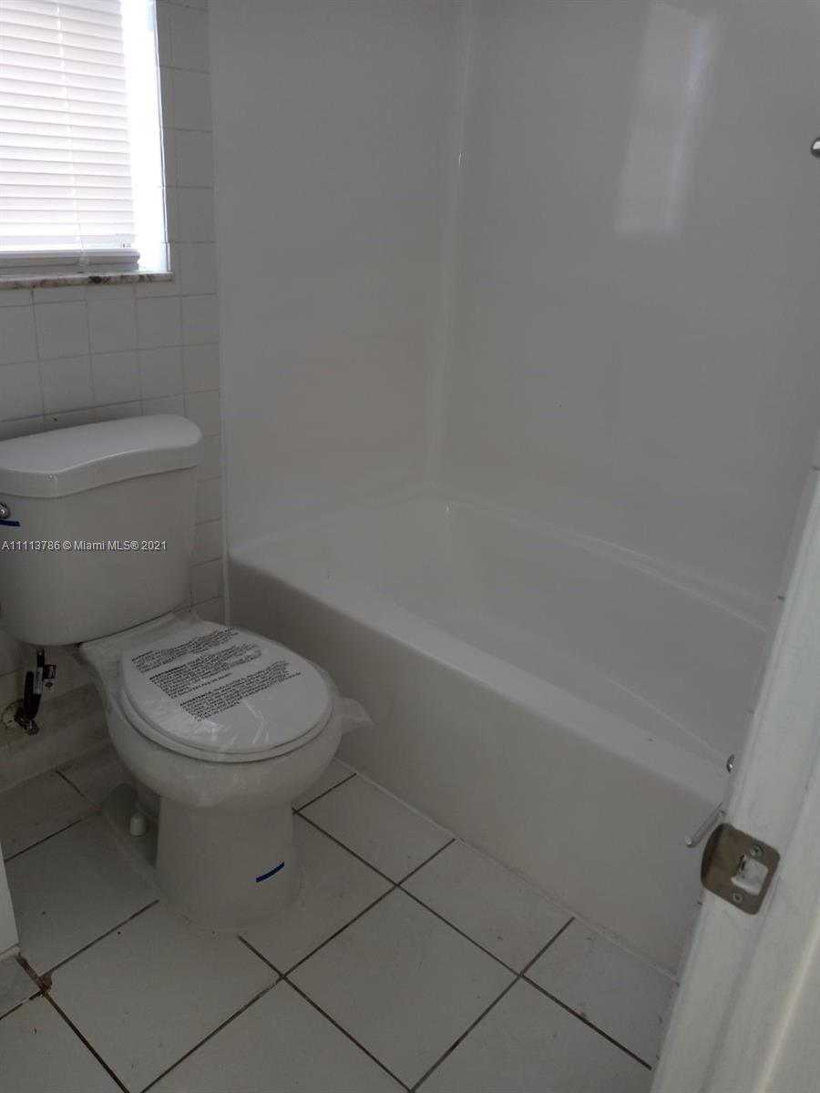 LAUDERDALE NORTH PARK SEC - Residential Lease