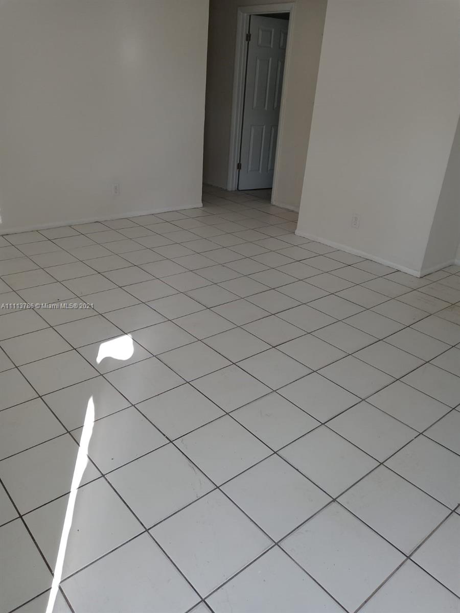 LAUDERDALE NORTH PARK SEC - Residential Lease