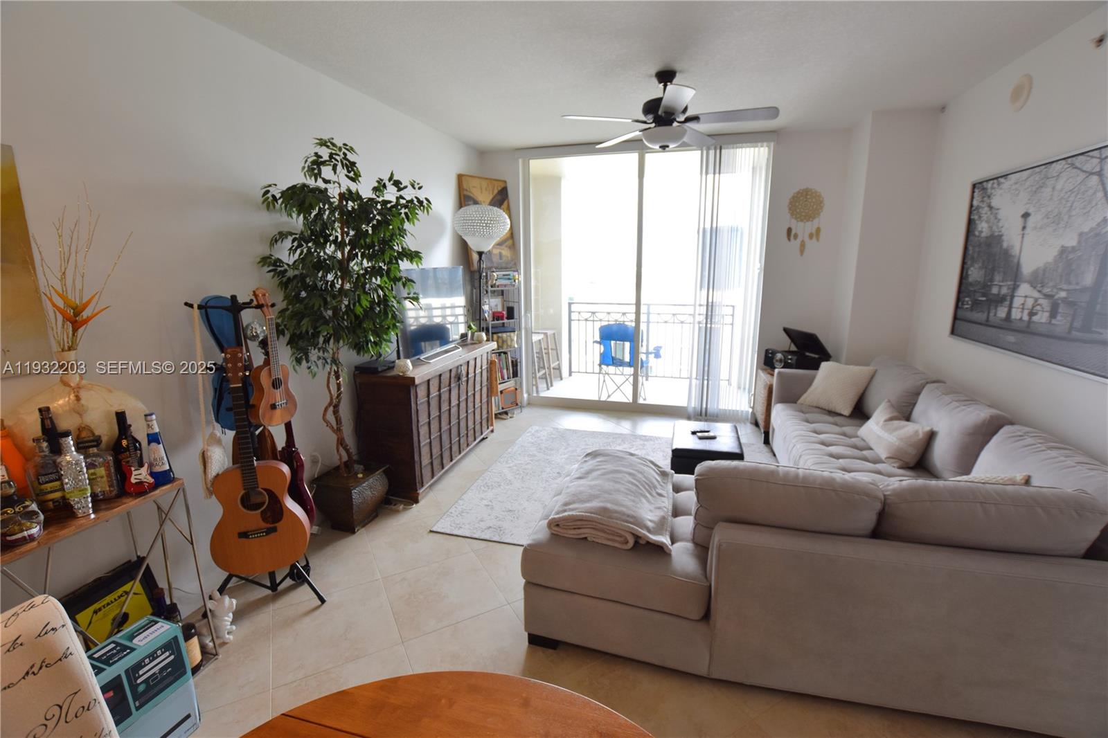 CITYPLACE SOUTH TOWER CON - Residential