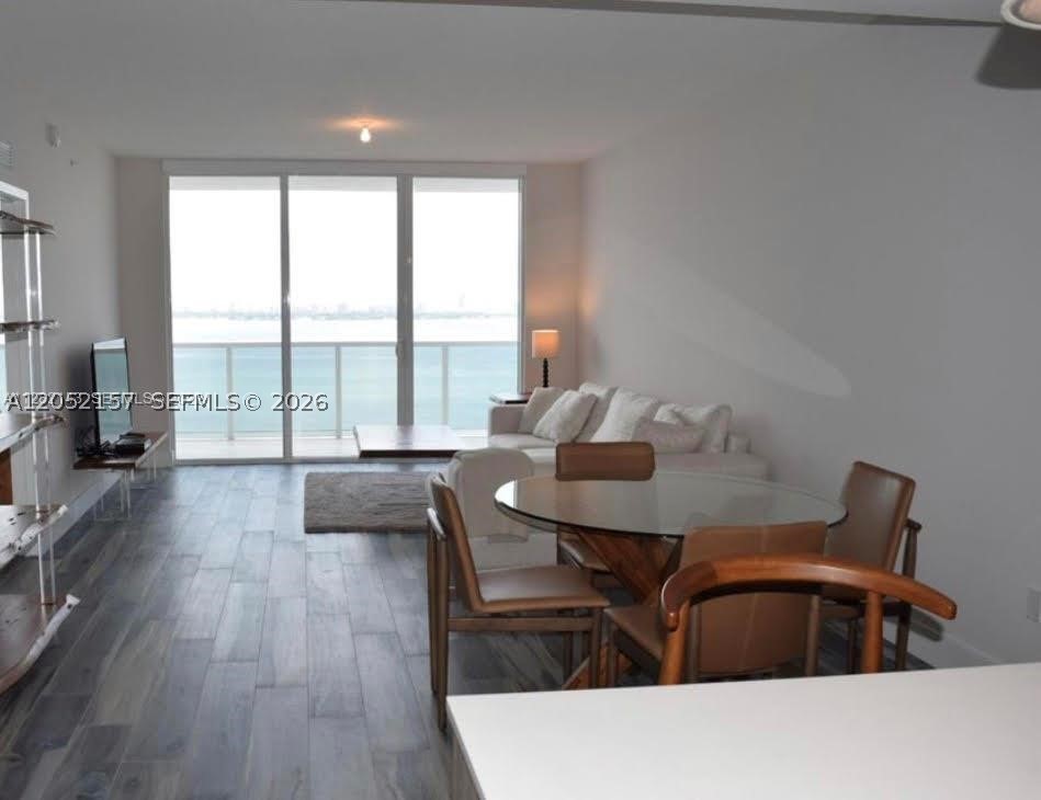 BAY HOUSE MIAMI CONDO - Residential
