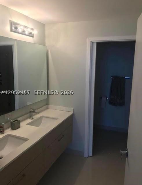 BAY HOUSE MIAMI CONDO - Residential