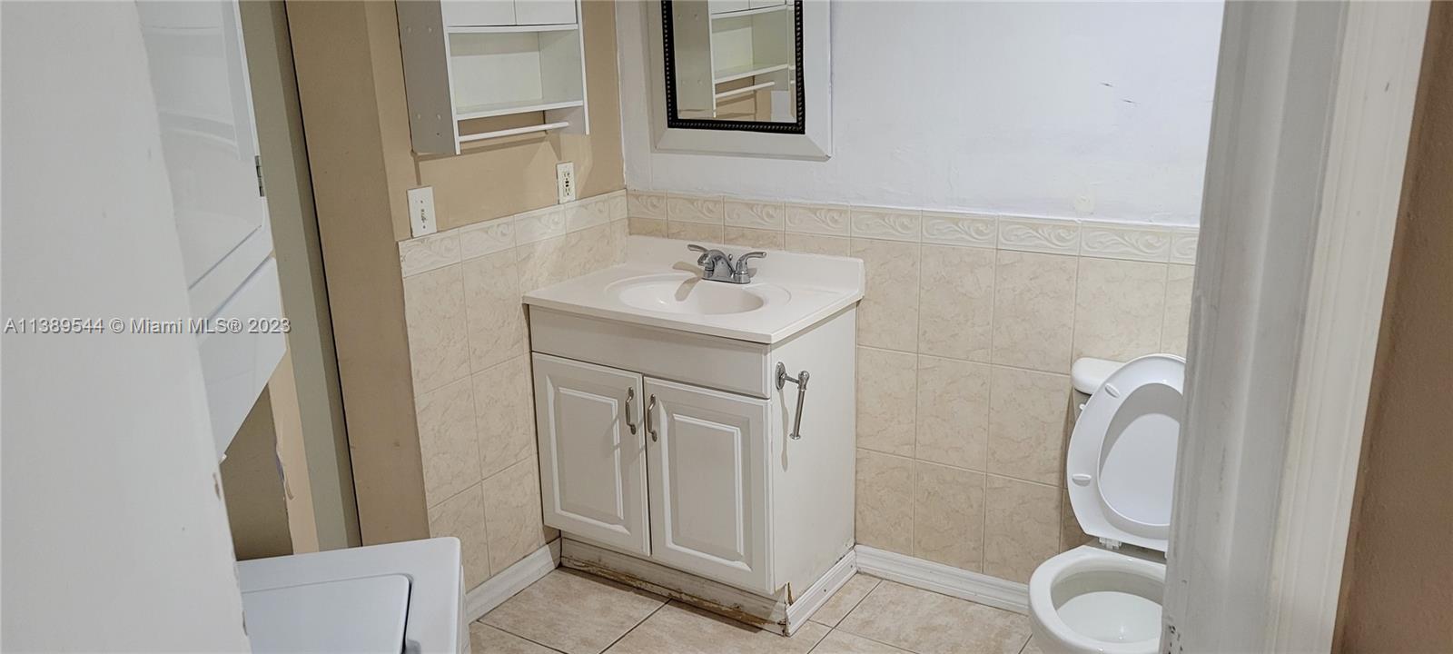 VERABELLA FALLS CONDO - Residential Lease