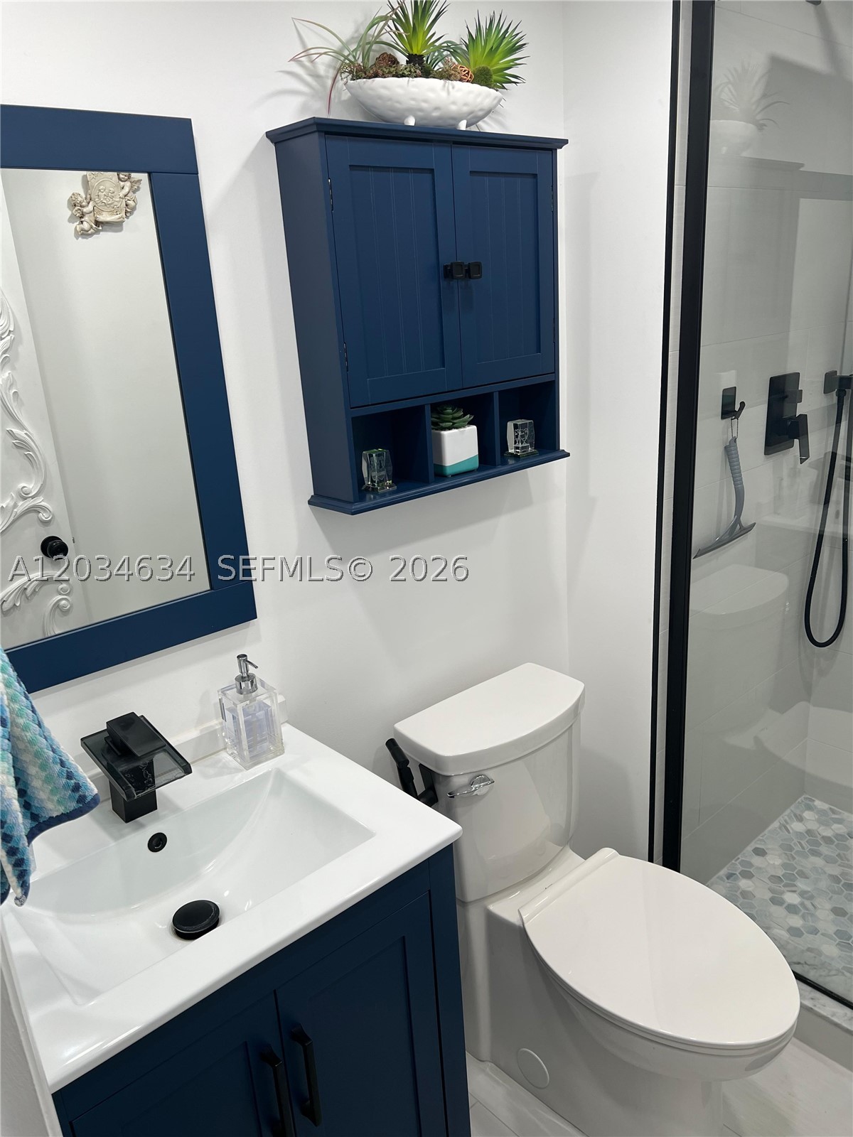 SANDALFOOT SOUTH THREE CO - Residential