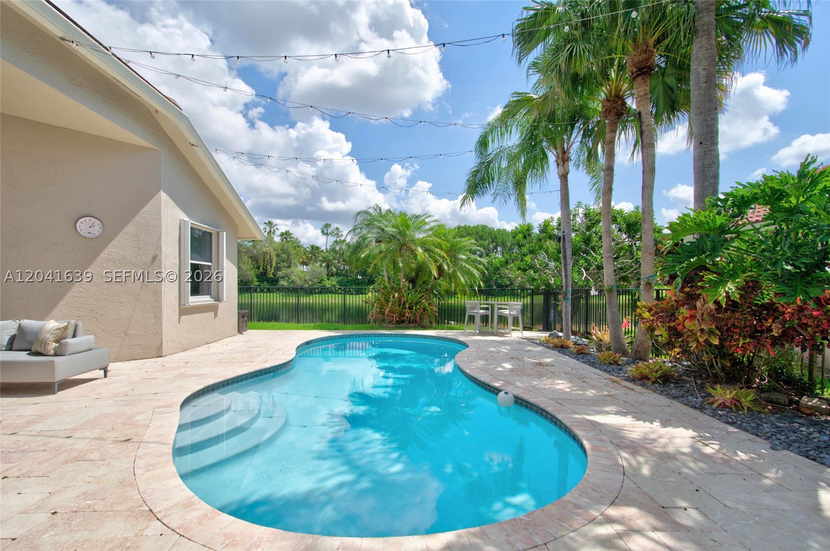 JASMINE ISLAND - Residential