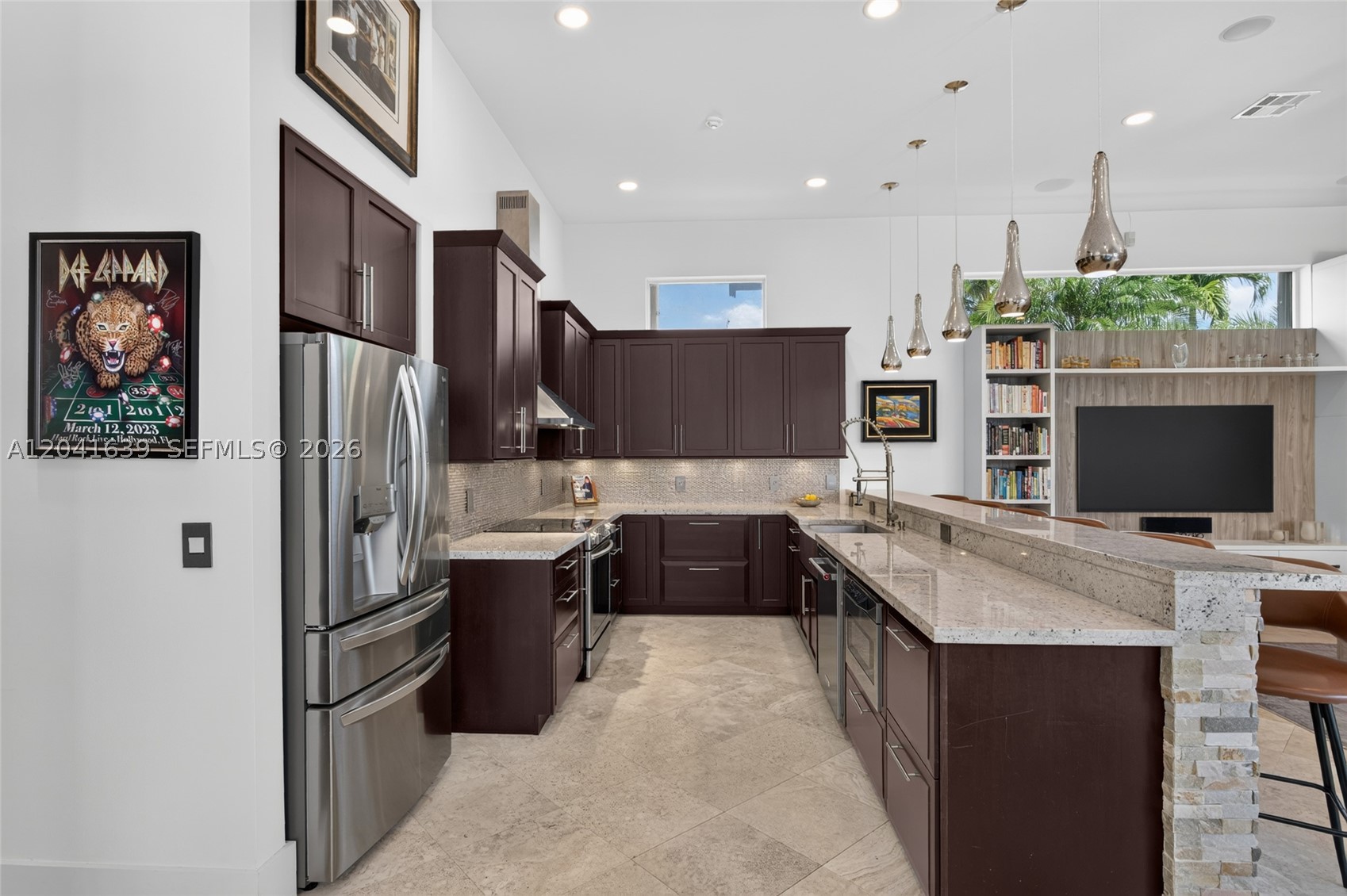 JASMINE ISLAND - Residential