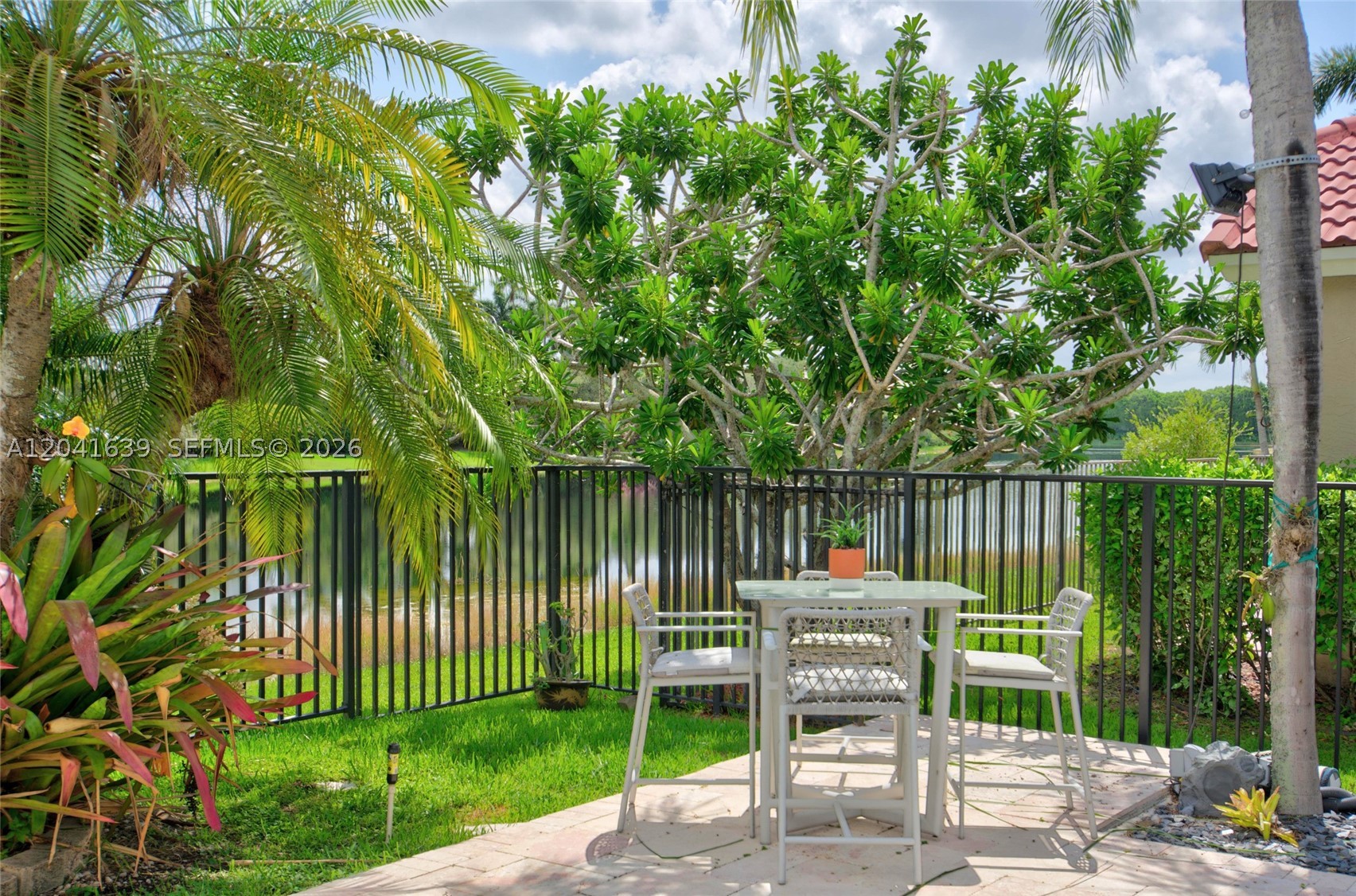 JASMINE ISLAND - Residential