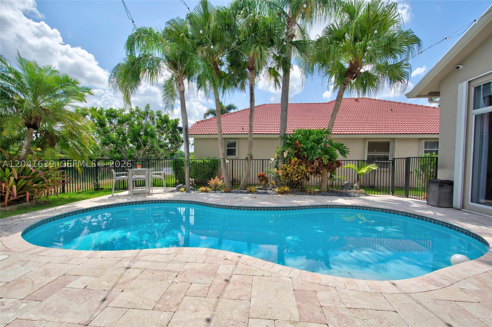 JASMINE ISLAND - Residential