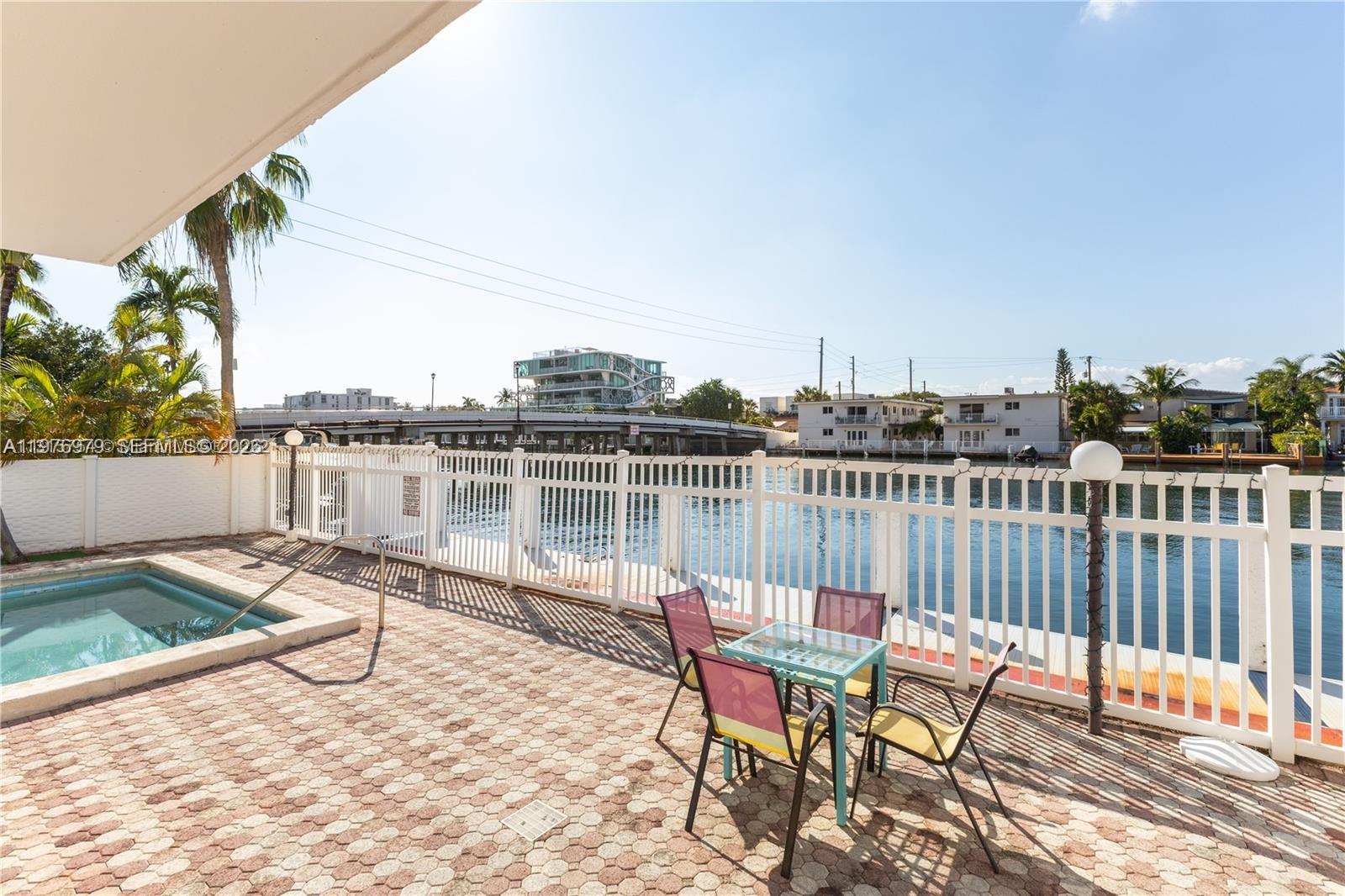 COLONNADE BAY CONDO - Residential