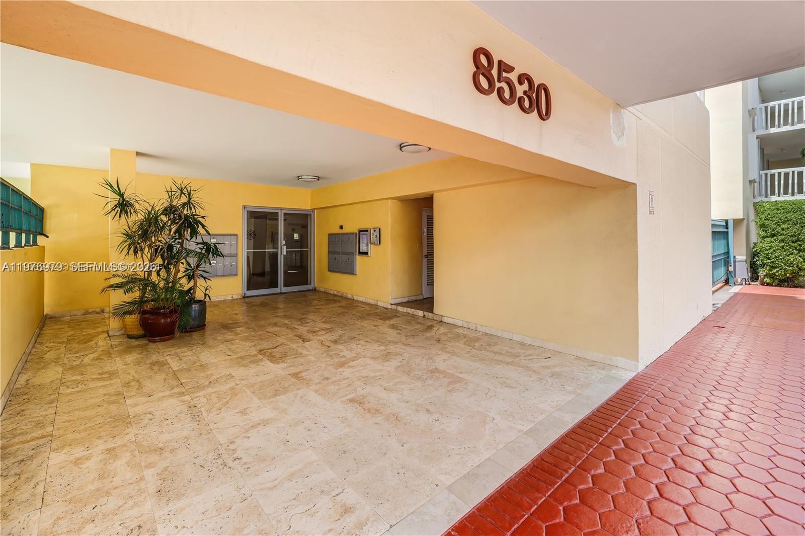 COLONNADE BAY CONDO - Residential