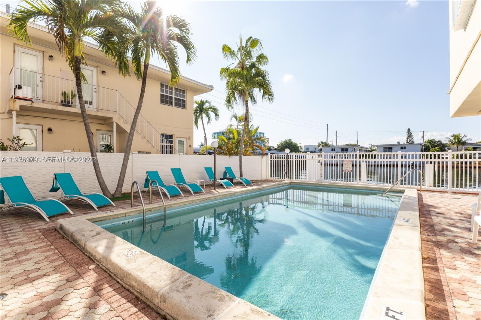 COLONNADE BAY CONDO - Residential
