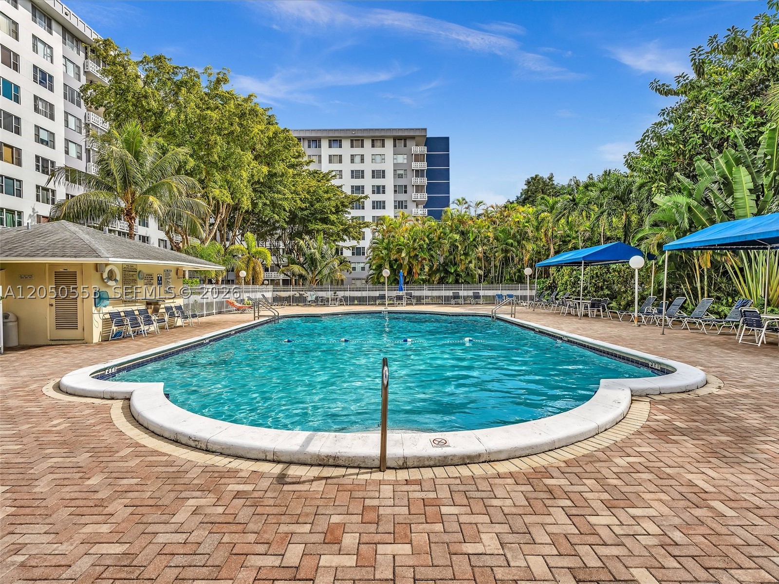 HILLCREST NO 21 CONDO - Residential