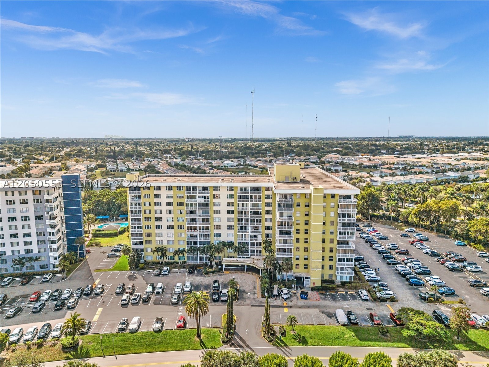 HILLCREST NO 21 CONDO - Residential