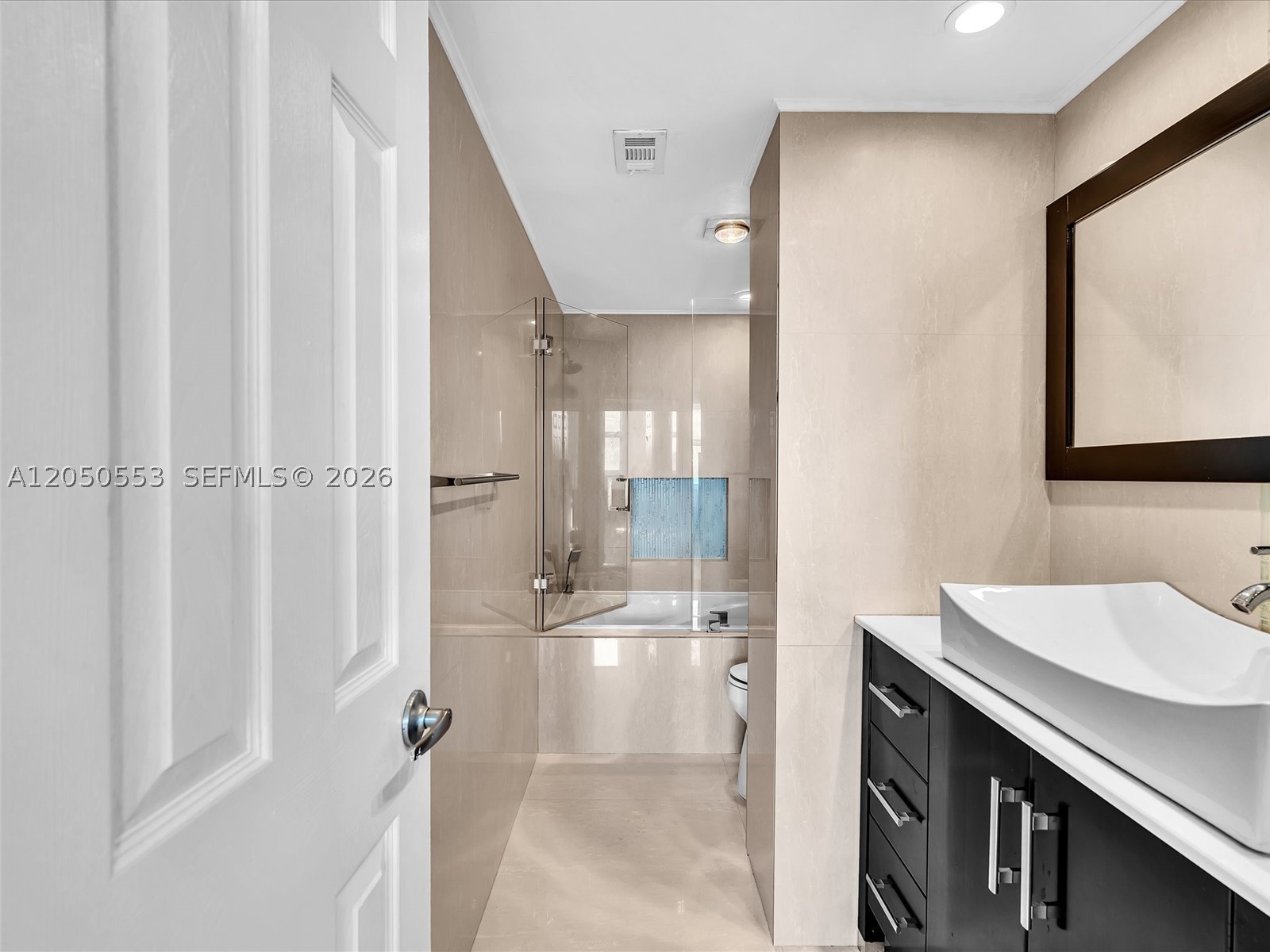 HILLCREST NO 21 CONDO - Residential