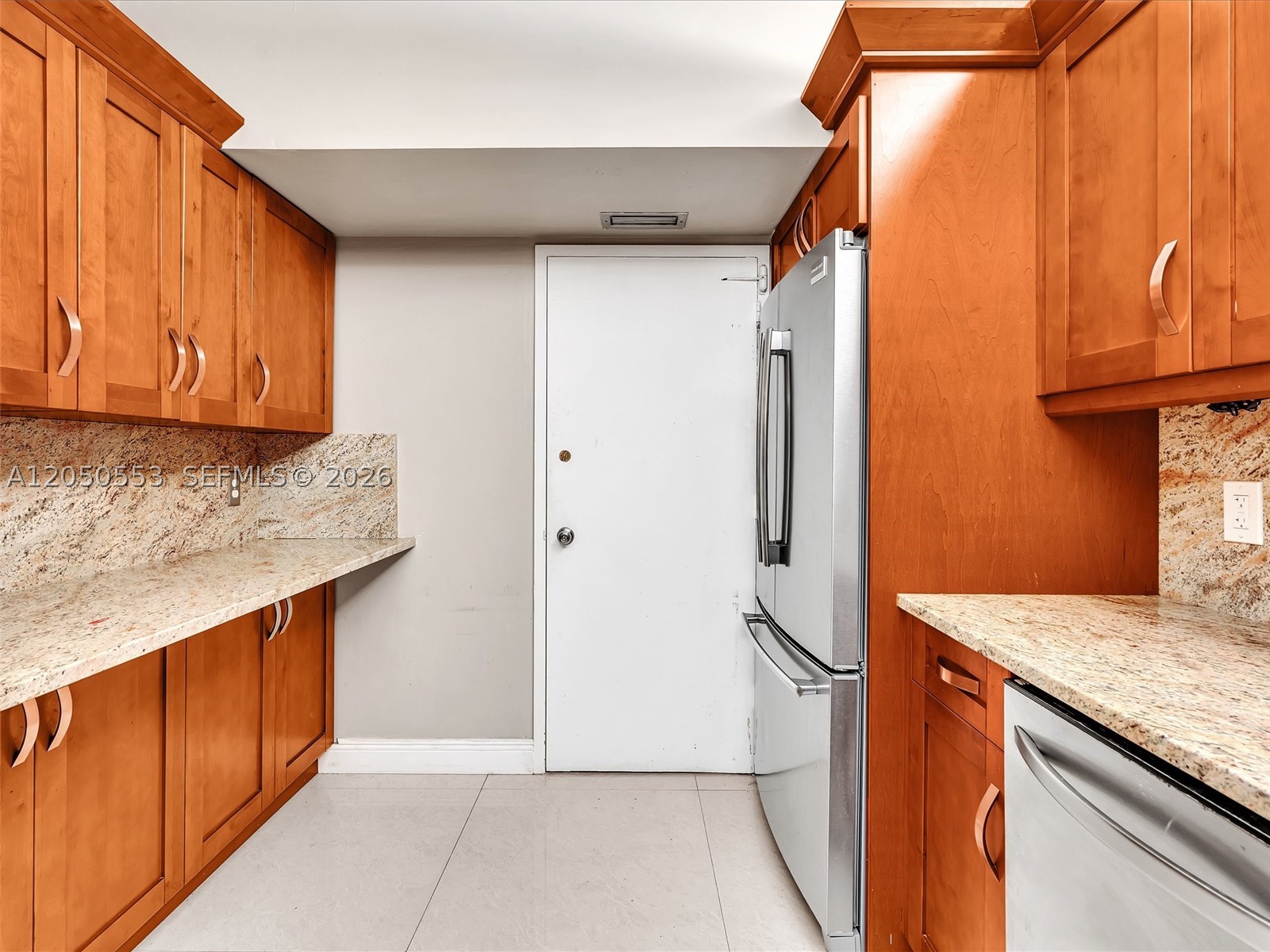 HILLCREST NO 21 CONDO - Residential