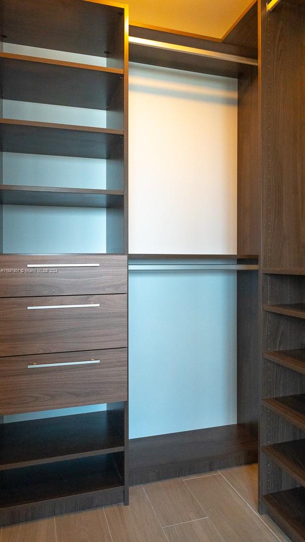 PARAISO BAY CONDO - Residential Lease