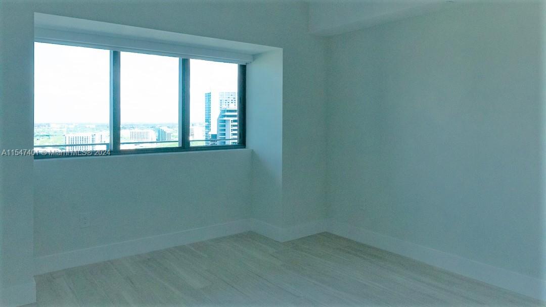 PARAISO BAY CONDO - Residential Lease