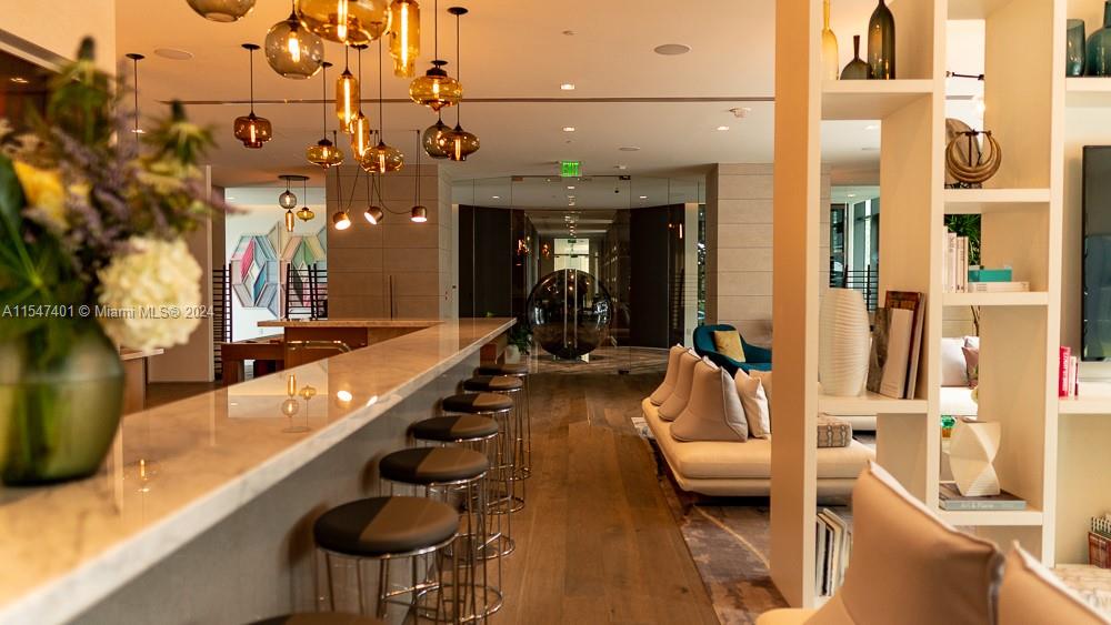 PARAISO BAY CONDO - Residential Lease