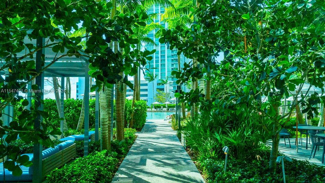 PARAISO BAY CONDO - Residential Lease