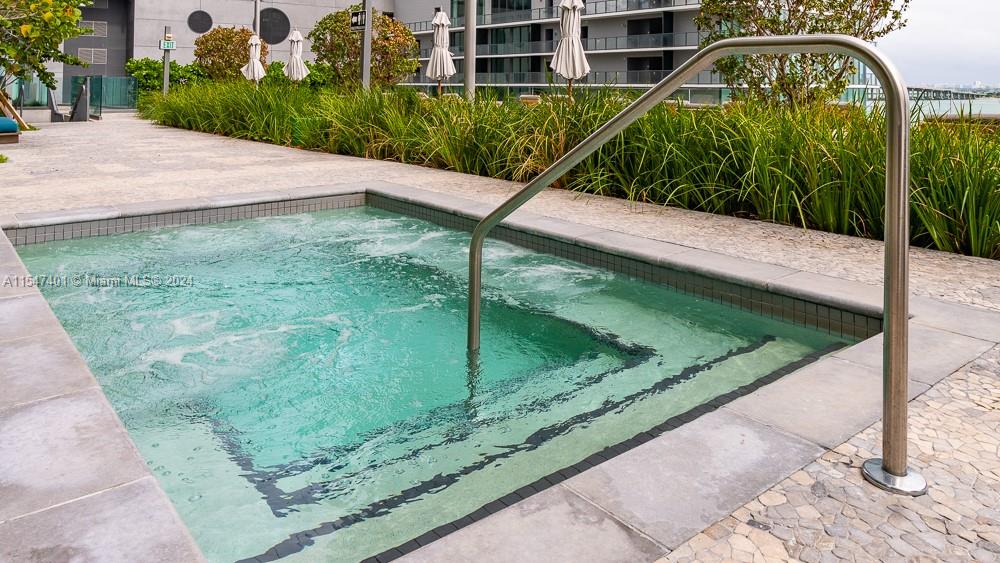 PARAISO BAY CONDO - Residential Lease