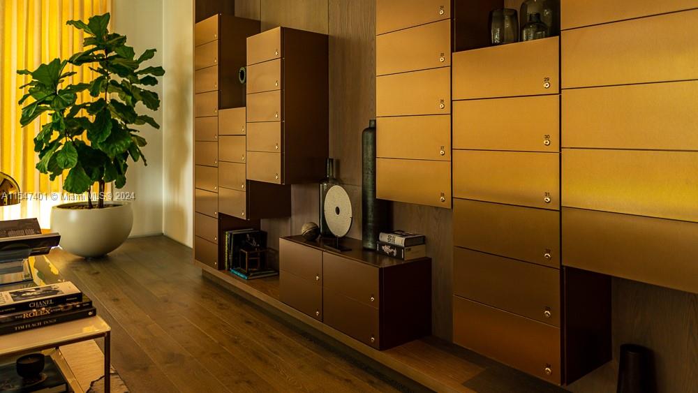 PARAISO BAY CONDO - Residential Lease