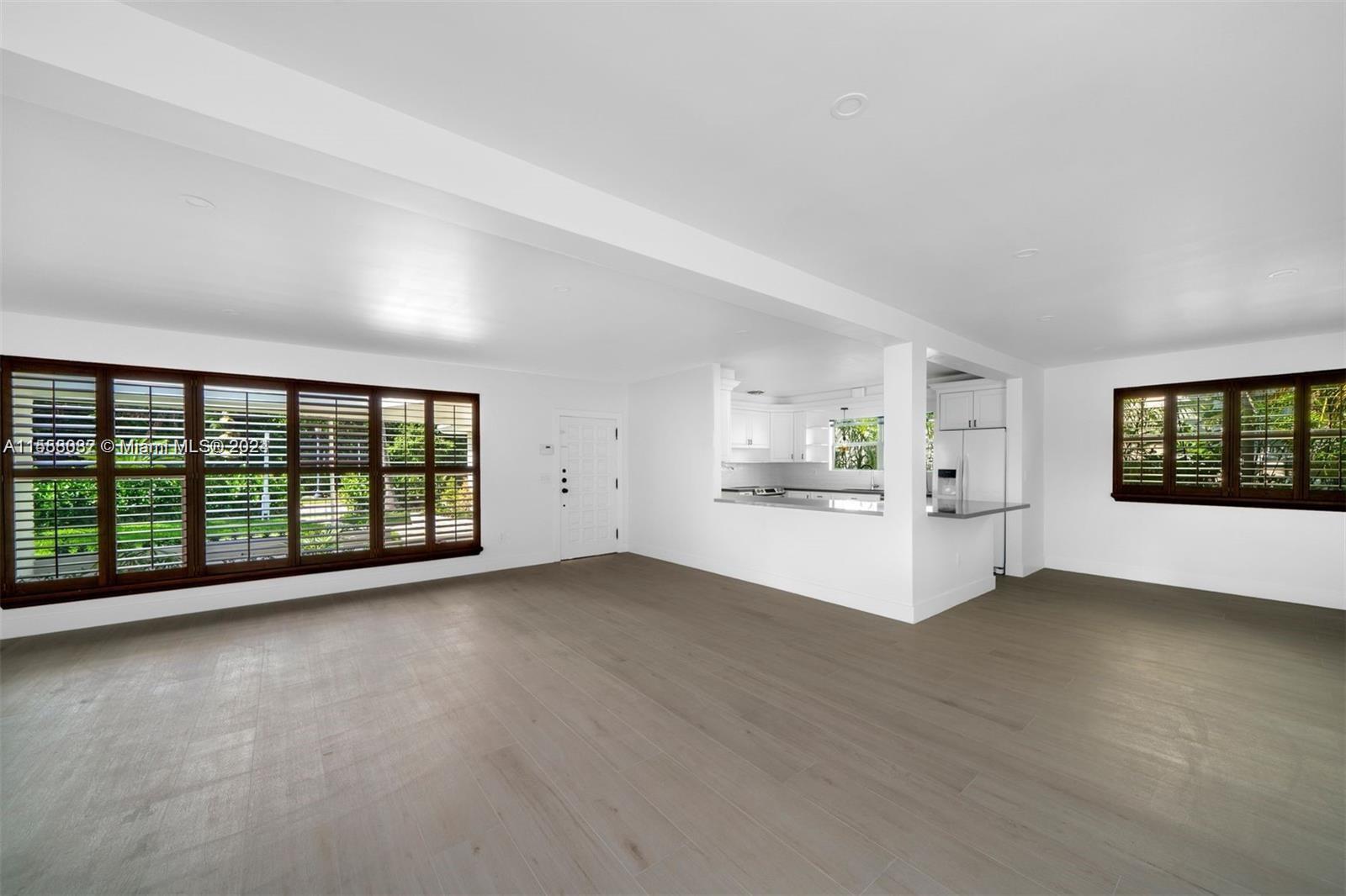 AMD PLAT OF SUNSET LAKE S - Residential Lease