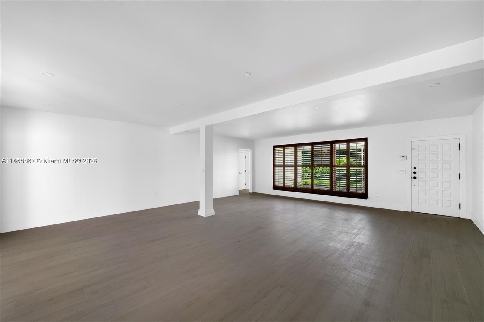 AMD PLAT OF SUNSET LAKE S - Residential Lease