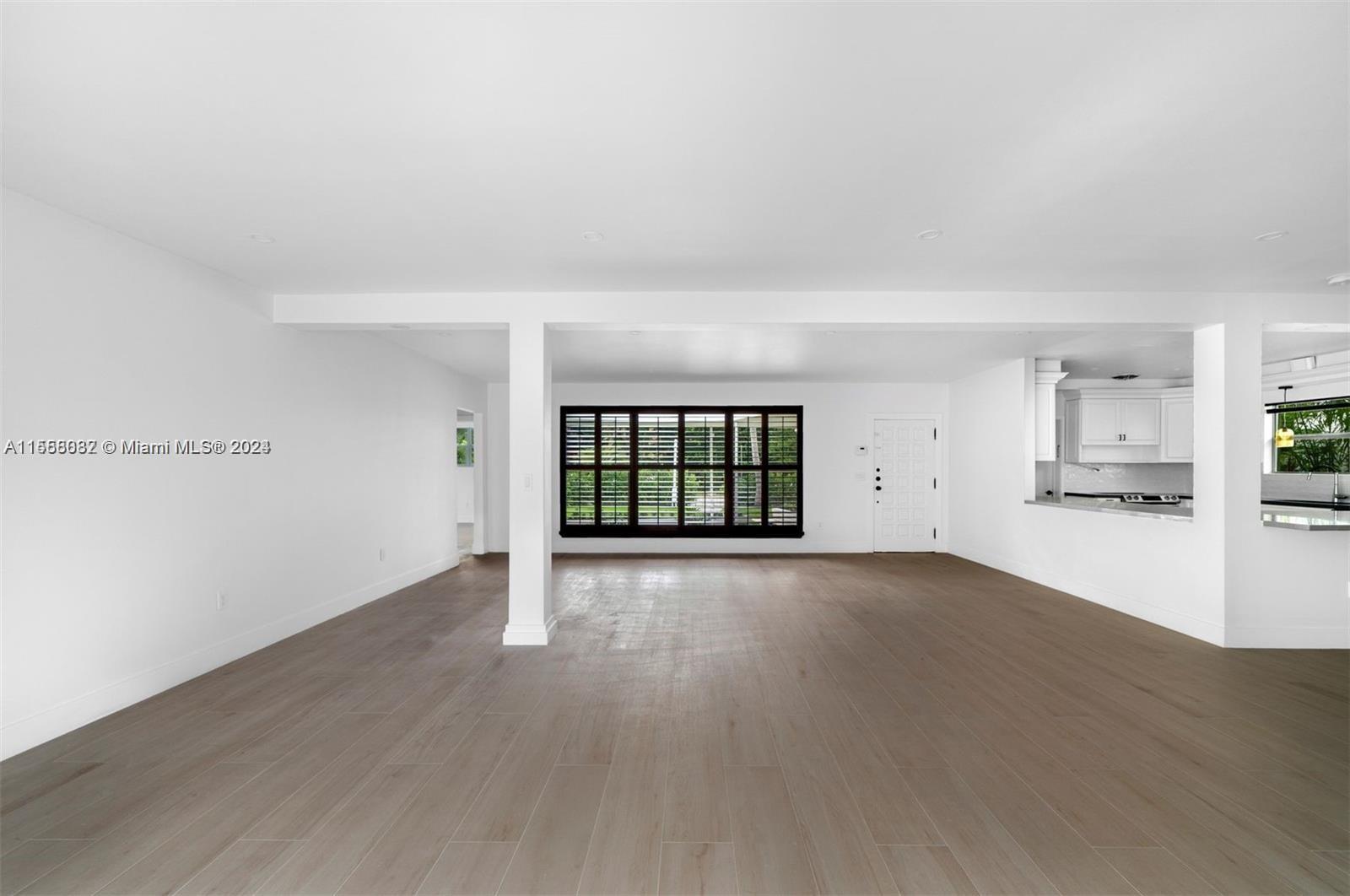 AMD PLAT OF SUNSET LAKE S - Residential Lease