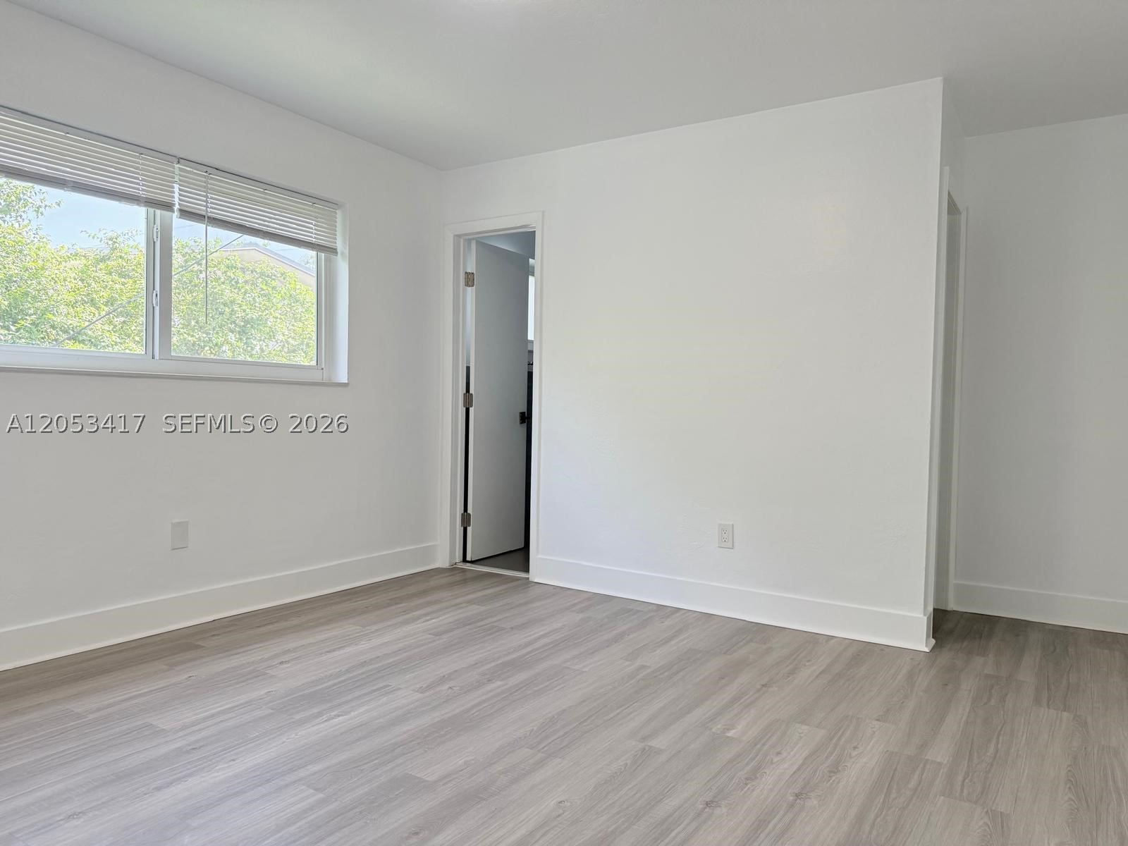 HALLANDALE GARDEN PARK - Residential Lease