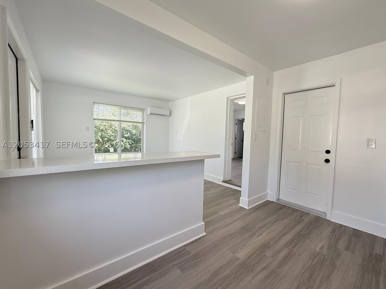 HALLANDALE GARDEN PARK - Residential Lease