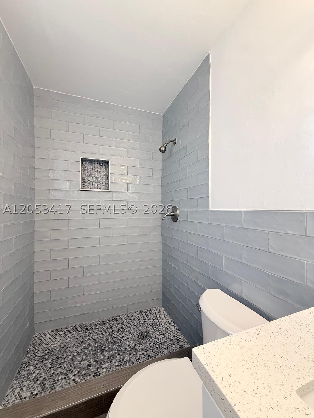 HALLANDALE GARDEN PARK - Residential Lease