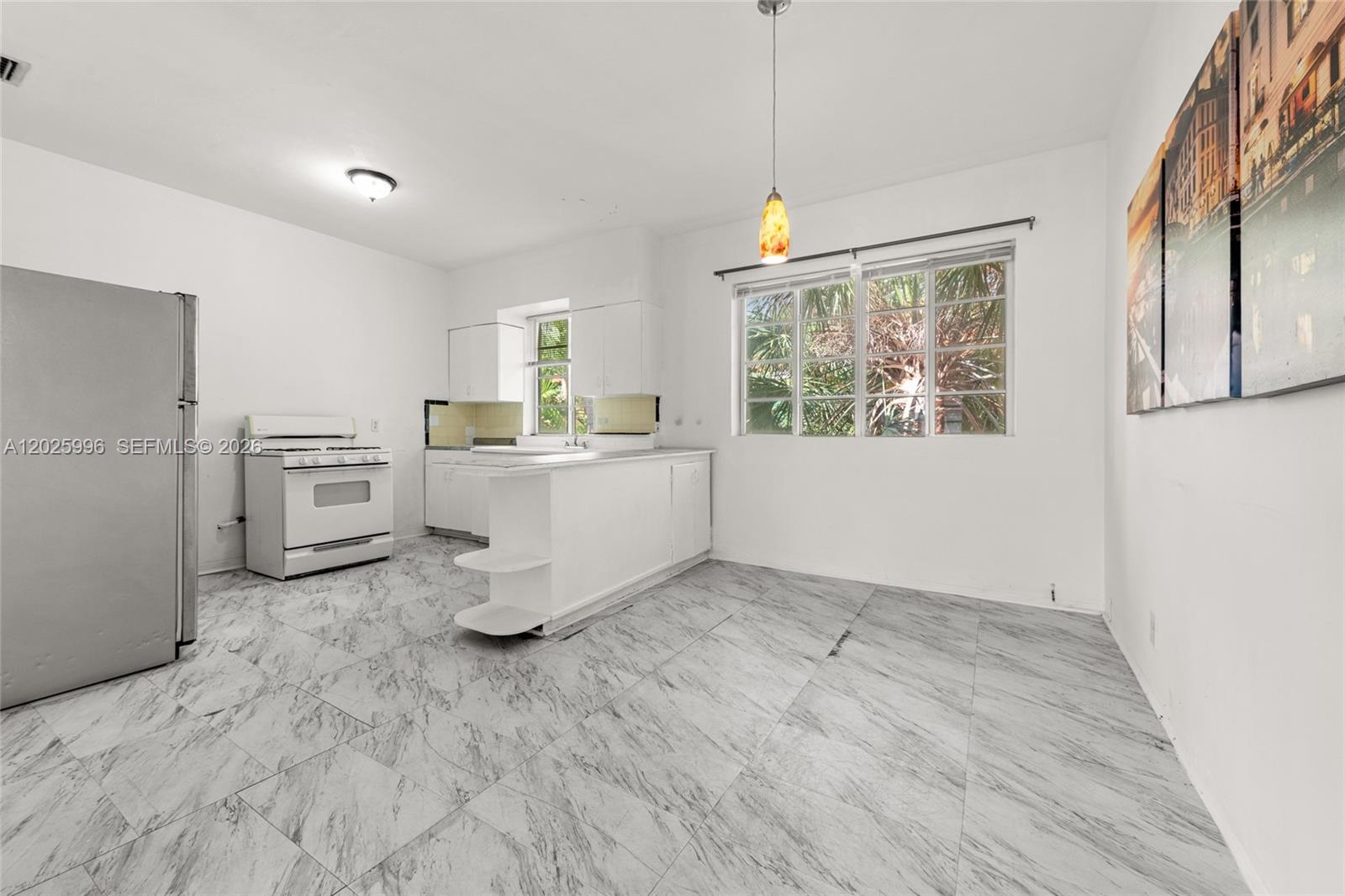 ALTON BEACH BAY FRONT RE- - Residential Income