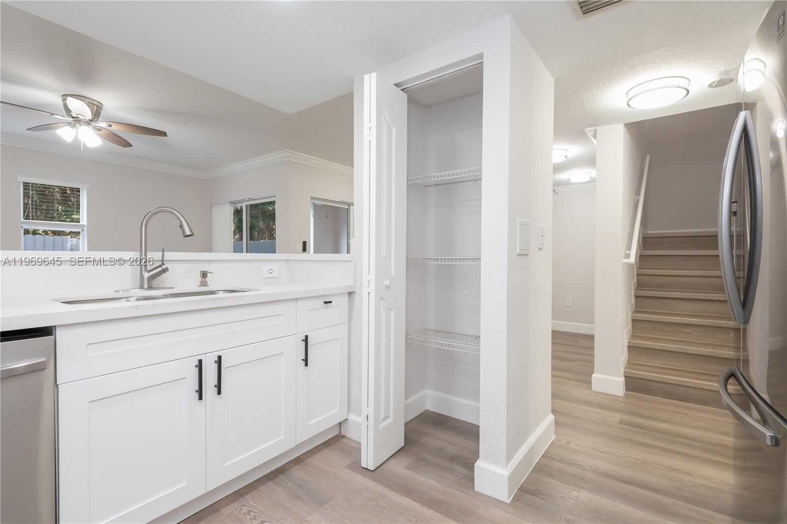 IBIS VILLAS AT DORAL COND - Residential