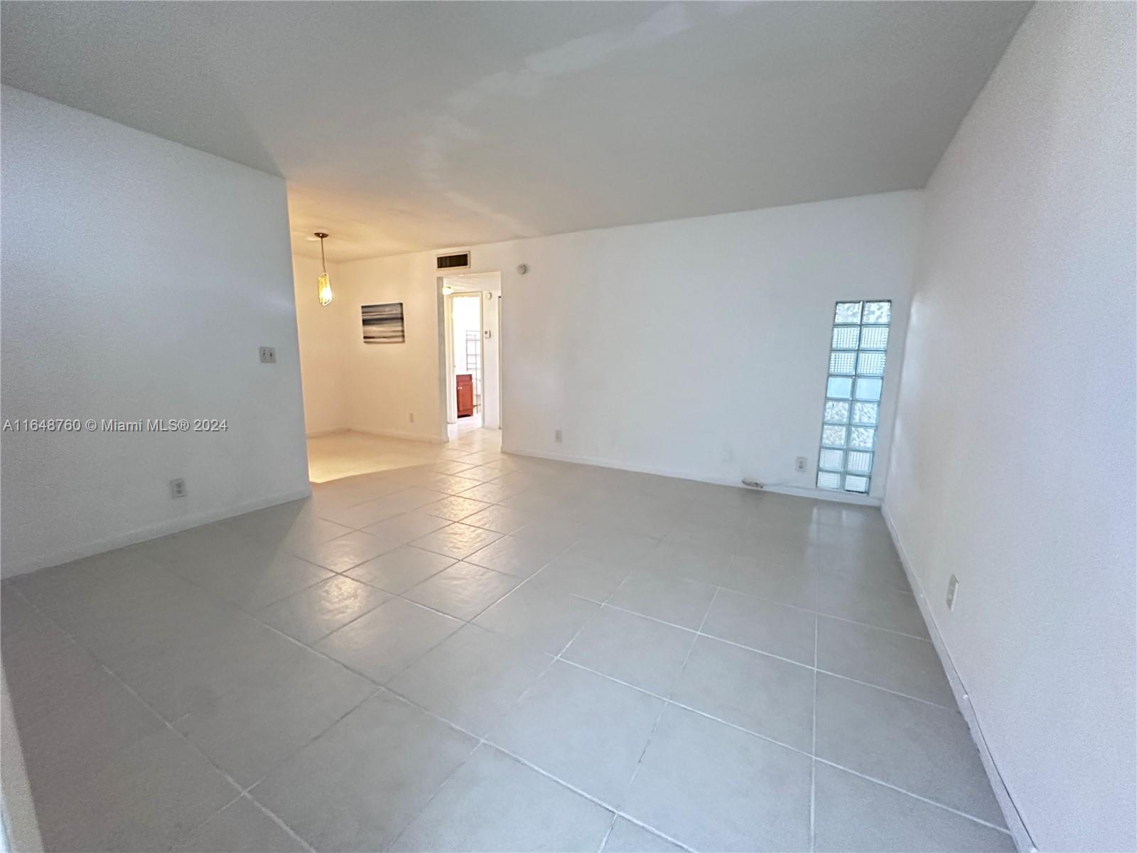 CRYSTAL CONDO - Residential Lease