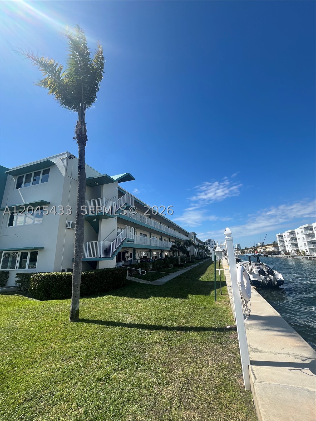 EASTERN SHORES PALO ALTO - Residential Lease