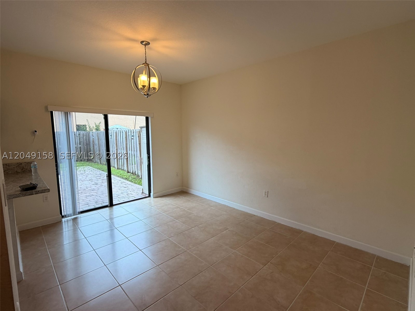 BAYWINDS OF GALAPAGOS - Residential