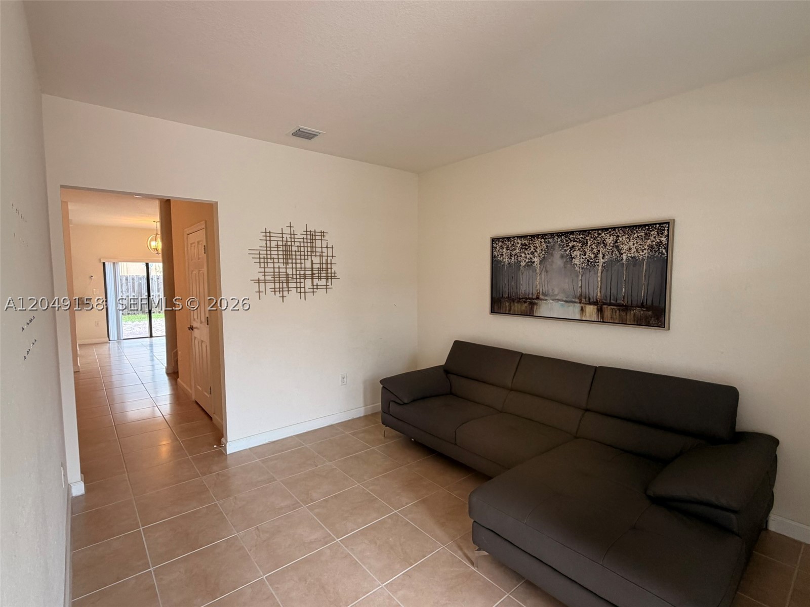 BAYWINDS OF GALAPAGOS - Residential