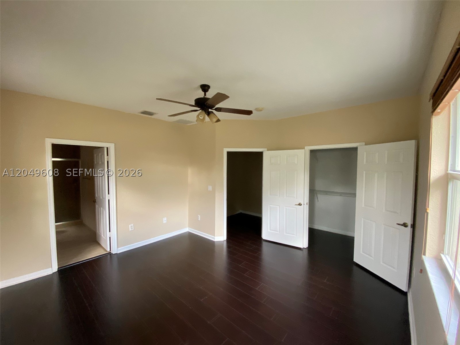 OAKLAND LAKES - Residential Lease