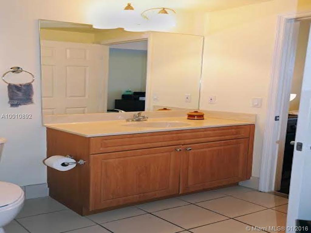 Gateway/Grv - Residential Lease