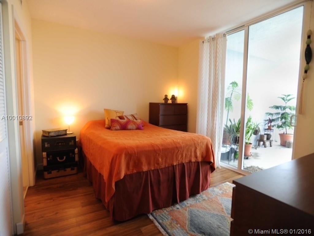 Gateway/Grv - Residential Lease