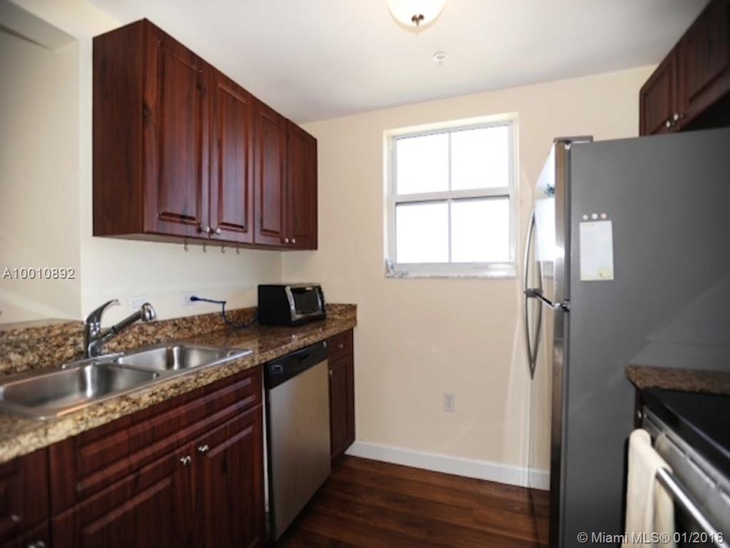 Gateway/Grv - Residential Lease