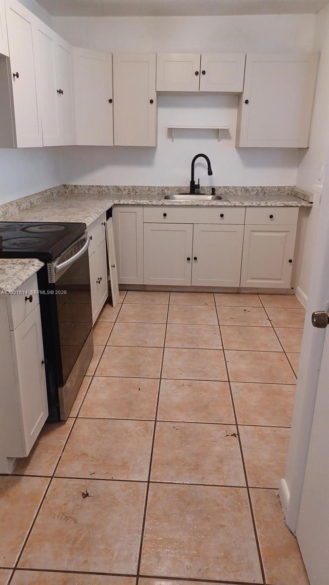 NARANJA LAKES CONDO NO 5 - Residential